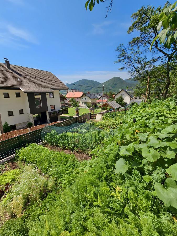 Апартаменты Charming Bella Hideout - Adults Only Есенице Экстерьер фото